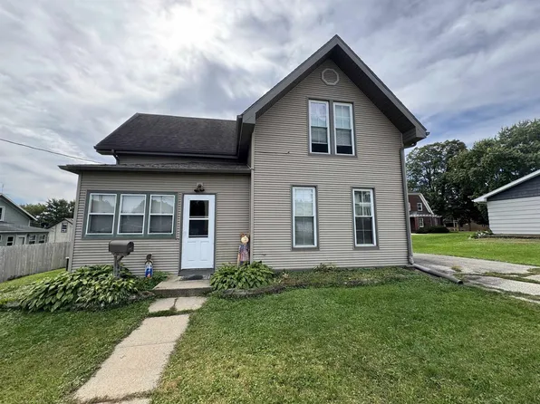 429 E Harriet St, Darlington, WI 53530