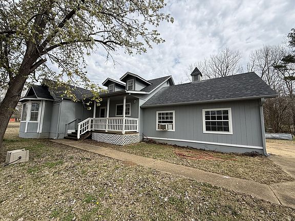 3rd image of 174 Old Natchez Trace Rd