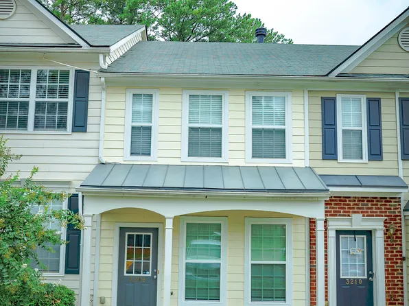 3208 Hidden Cove Cir, Peachtree Corners, GA 30092