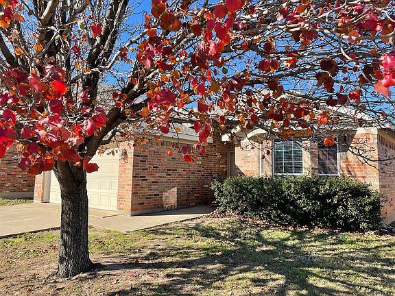 2nd image of 10012 Blue Bell Dr