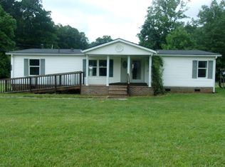 160 Little Acres Rd, North Tazewell, VA 24630