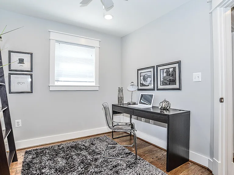 One bedroom or home office