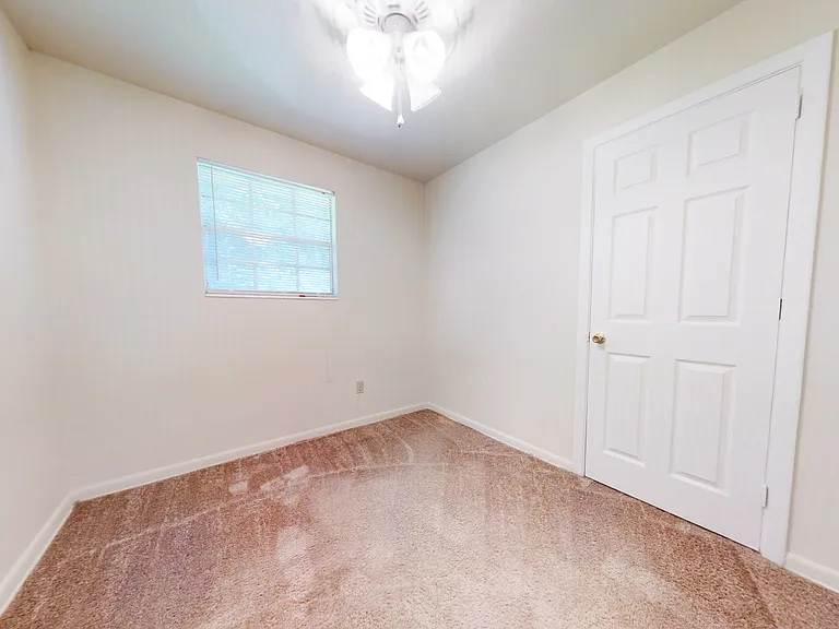 2121 Melanie Dr — Photo 8