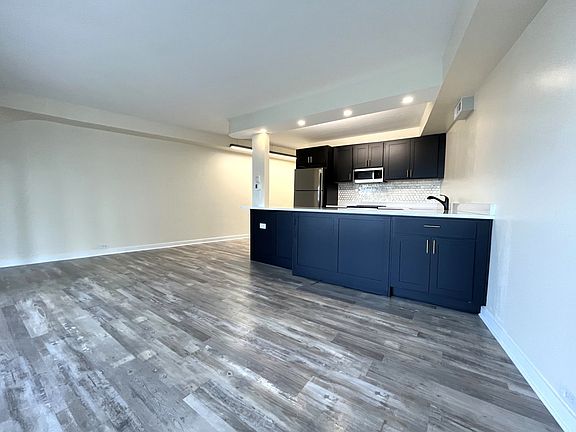 5th image of 300 N State St APT 5225