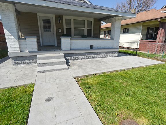 4th image of 1250 N Belleview Pl