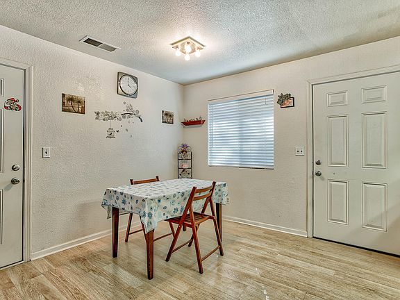 5th image of 4131 Meade St