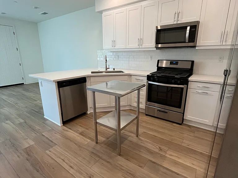 54 Harmony Dr — Photo 15