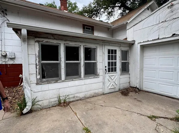 4427 Pierce St, Omaha, NE 68105