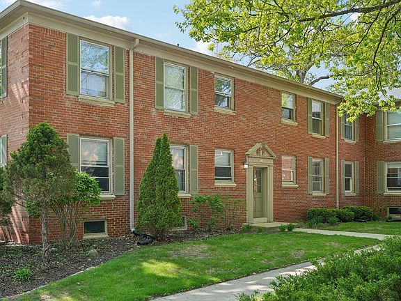 4th image of 820-834 E Henry Clay St #826-2