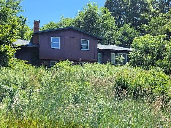 2nd image of 45789 Carlisle Rd