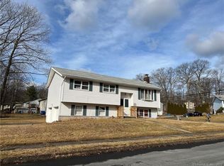 81 Indiana St, Bristol, CT 06010