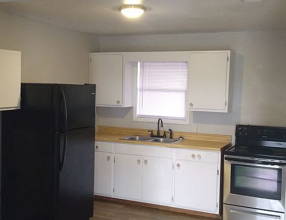4th image of 1107 S 16th St #0