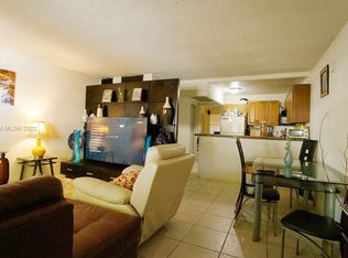 8604 NW 35th St APT 102, Pompano Beach, FL 33065