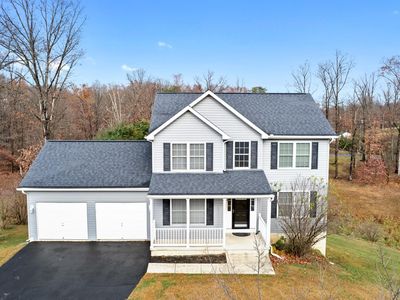 293 Leviticus Dr, Bunker Hill, WV, 25413