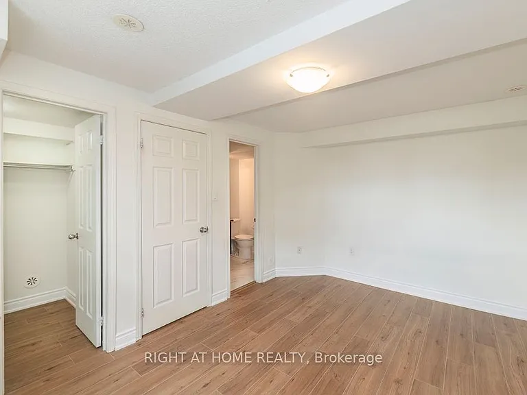 401 Beechgrove Dr #61 — Photo 13