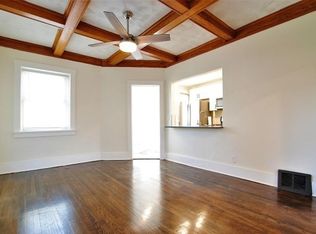 116 N 38th St #A, Omaha, NE 68131