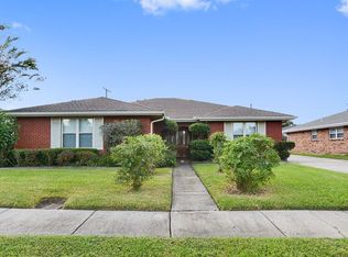 126 Linda Ct, Gretna, LA 70053