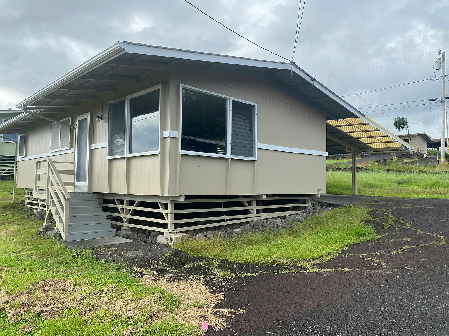 582 Kukuau Street, Unit C — Photo 1