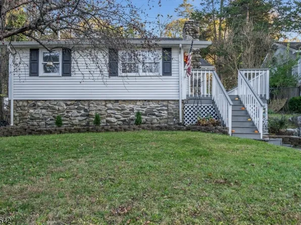 1 Ridge Cir, Andover Twp., NJ 07860