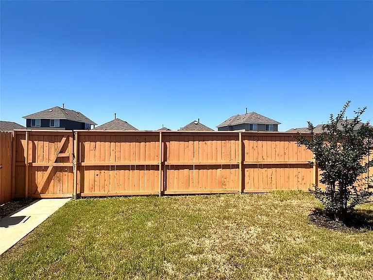 137 Rustic Glen Dr — Photo 19