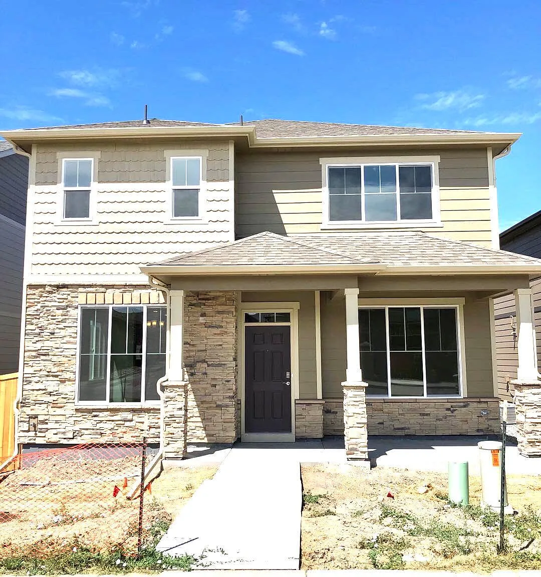 6878 Longpark Dr — Photo 1