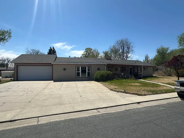 3160 Monte Vista Rd, Torrington, WY 82240