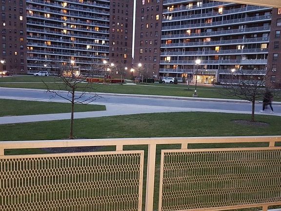 4th image of 6115 98th St APT 17M