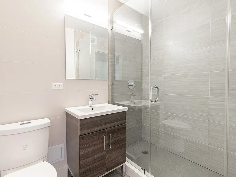 235 W 48th St #21H — Photo 9