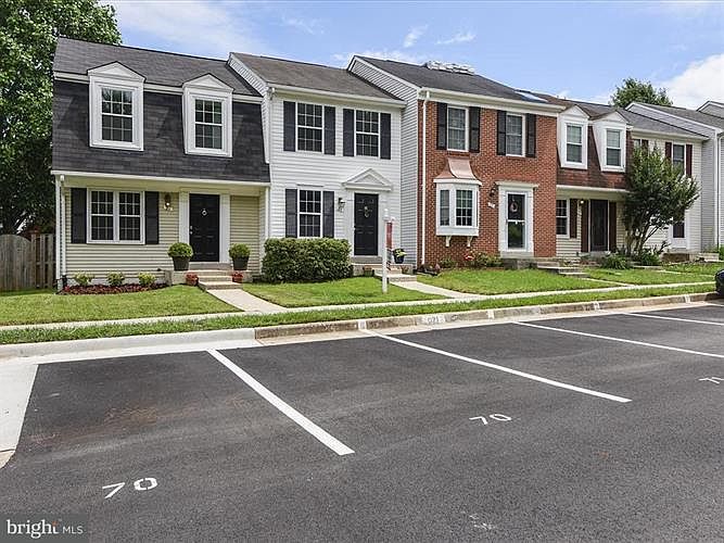 2nd image of 21 Huntley Ct