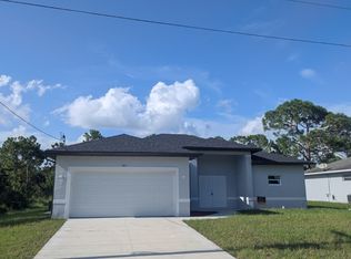 927 Bolivia Dr, Lehigh Acres, FL 33974