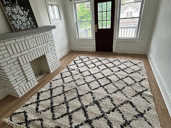 2nd image of 11230 Parklawn Dr #3
