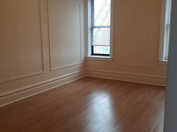 2nd image of 31-24 32nd St #2J