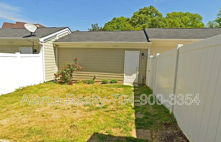 136 Morning Mist Ln #B — Photo 14