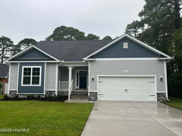 1207 Crows Nest Court, New Bern, NC 28560