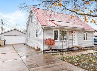 4211 Silver Ln, South Bend, IN 46619