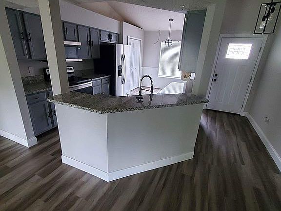 2nd image of 8580 Mayall Dr