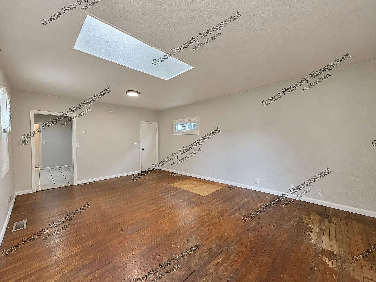 2 bed, 1.0 bath, 1101 sqft, $2,095 — Photo 4