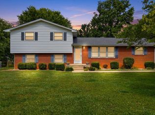 1226 Shawnee Way, Bowling Green, KY 42104