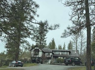 4196 E Evans Creek Rd, Rogue River, OR 97537