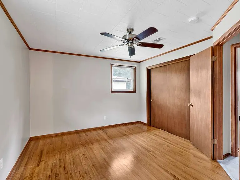 2490 E Burgess Rd — Photo 21