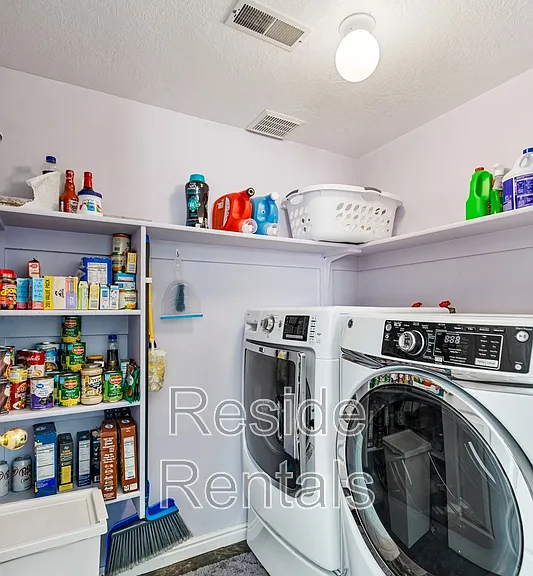 1637 Talon Dr #1 — Photo 10