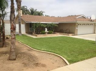 2086 Conejo St, Corona, CA 92882