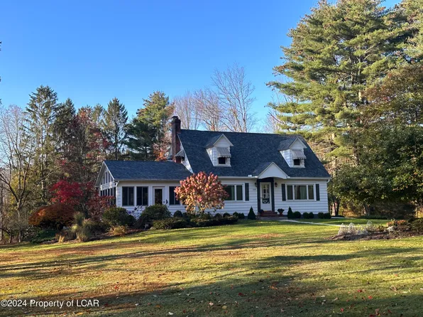 268 Queen Of Peace Rd, Harveys Lake, PA 18618