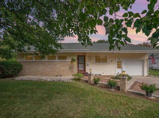 1002 Glencoe Rd, Alma, MI 48801