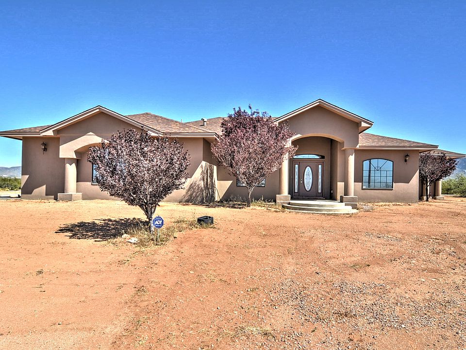 1st image of 4860 Saromi Ln