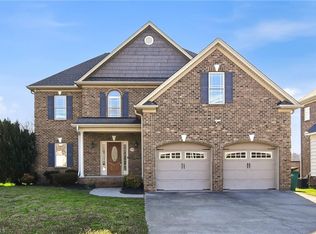 970 Boyer Dr, Clemmons, NC 27012