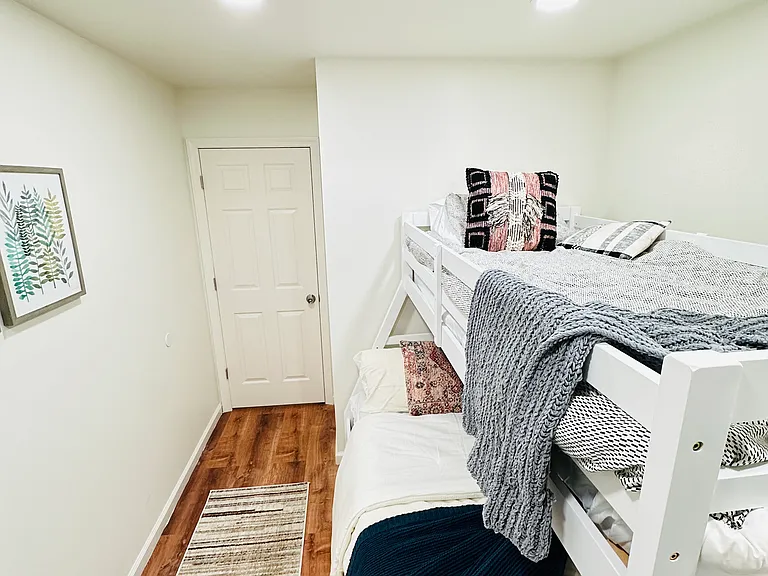 102 Nelson Ave #2 — Photo 41