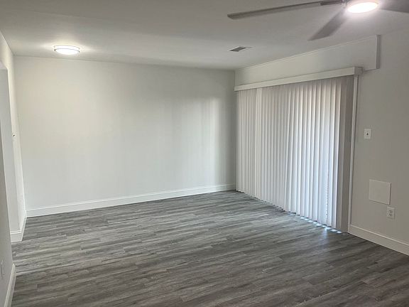 4th image of 1308 Wexford Ct