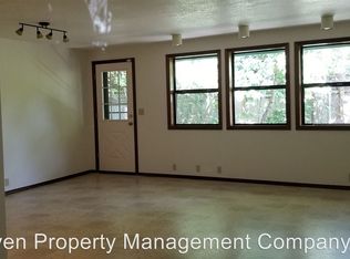 670 SW Tanglewood Cir, McMinnville, OR 97128