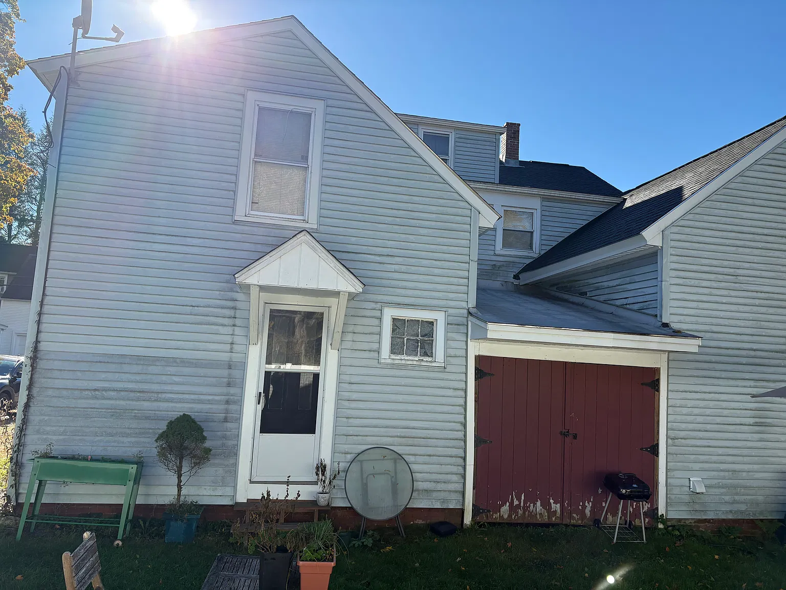 3 bed, 1.5 bath, $1,750 — Photo 2